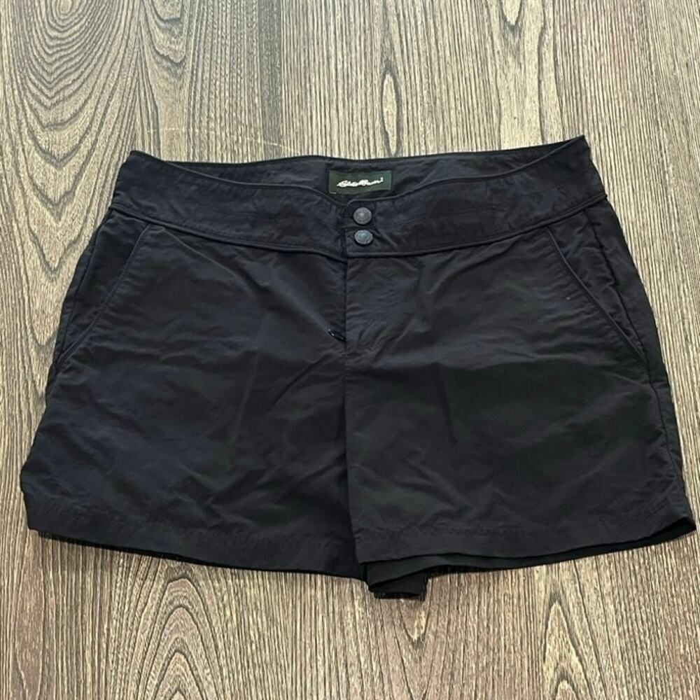Eddie Bauer Womens Outdoor Shorts Snap Mid Rise 100% Nylon Pockets Black Size 6